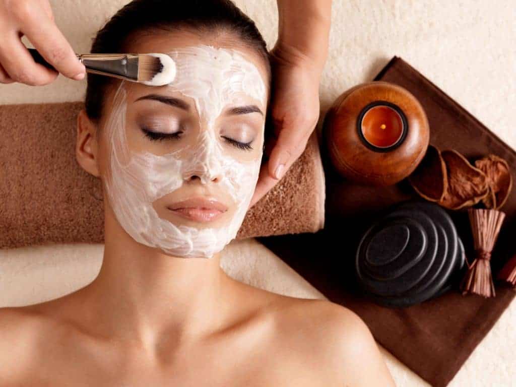 Diamond-Glow-Facials-By-Vibe-Aesthetics-in-Cascade-ave-Suite-B-Hood-River-Oregon